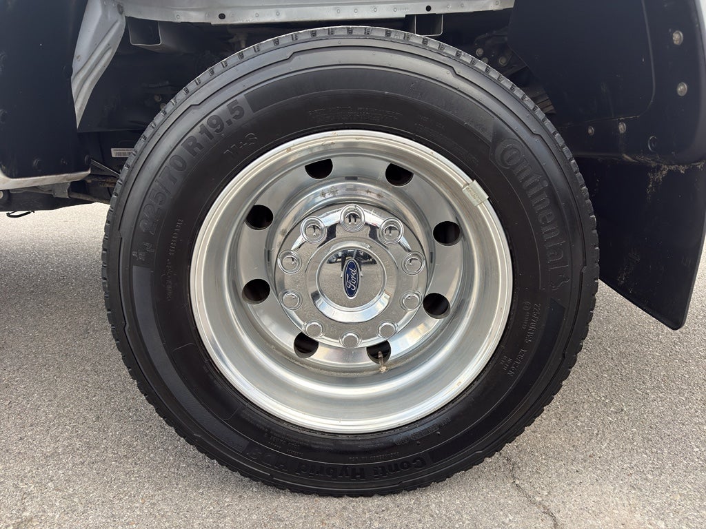 2022 Ford Super Duty F-450 DRW XL
