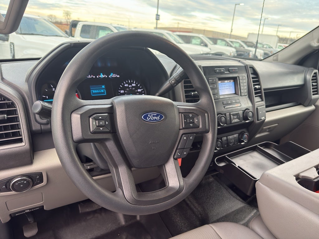 2022 Ford Super Duty F-450 DRW XL