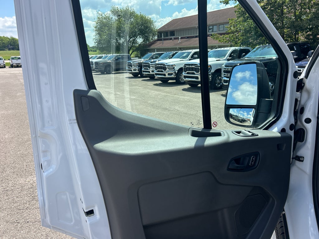 2025 Ford Transit-250 Cargo Van Base