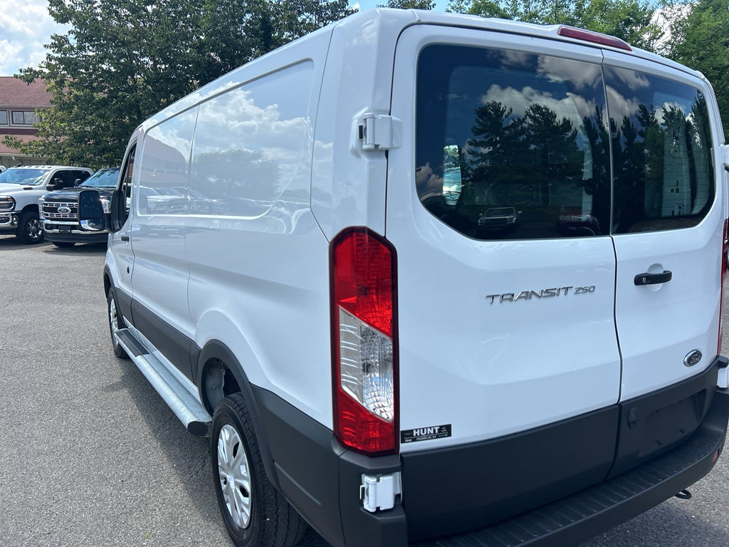 2025 Ford Transit-250 Cargo Van Base