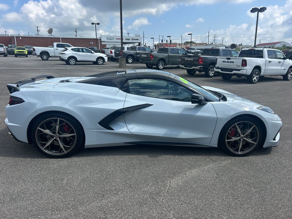 2022 Chevrolet Corvette Stingray RWD Convertible 2LT