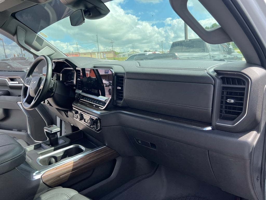 2023 Chevrolet Silverado 1500 4WD Crew Cab Short Bed RST