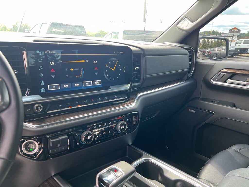 2023 Chevrolet Silverado 1500 4WD Crew Cab Short Bed RST