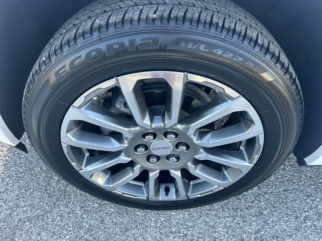 2022 GMC Acadia FWD Denali