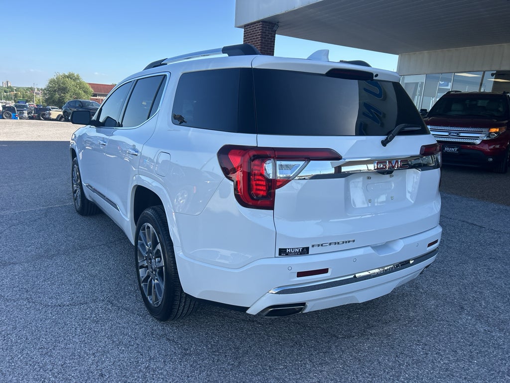 2022 GMC Acadia FWD Denali