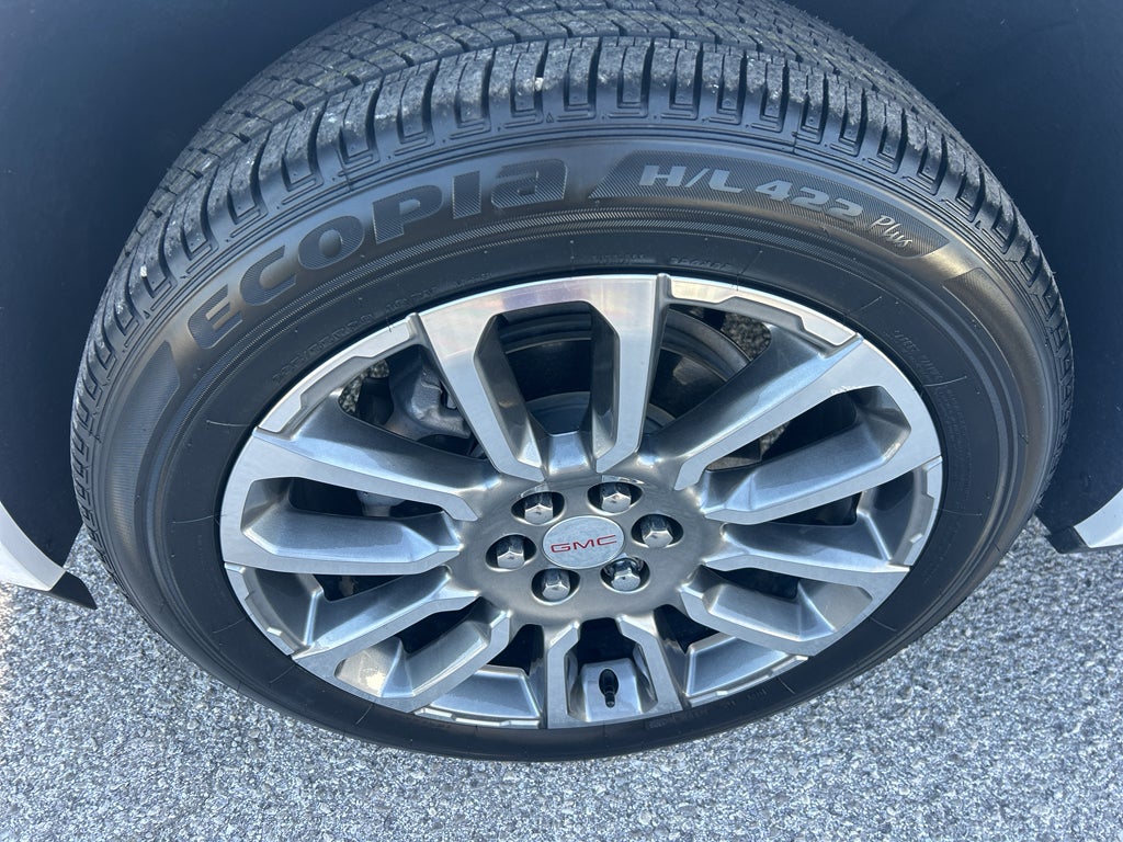 2022 GMC Acadia FWD Denali