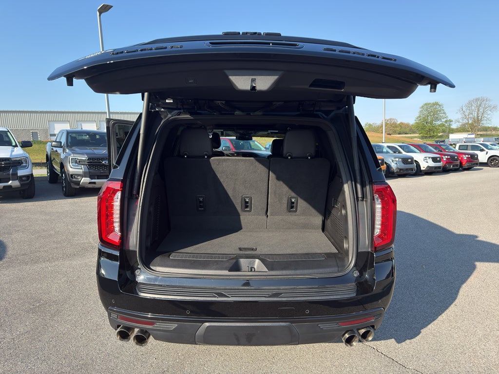 2023 GMC Yukon 4WD Denali