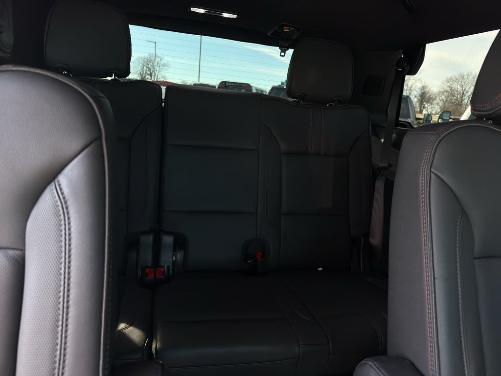 2025 Chevrolet Tahoe 4WD RST