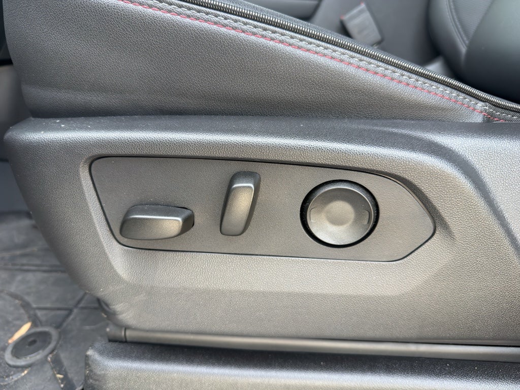 2025 Chevrolet Tahoe 4WD RST