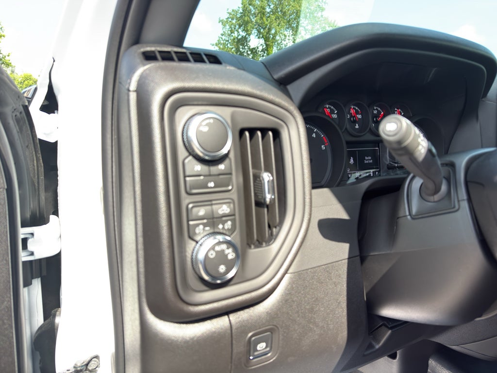 2026 GMC Sierra 2500 HD Crew Cab, Standard Bed, Pro, 4WD