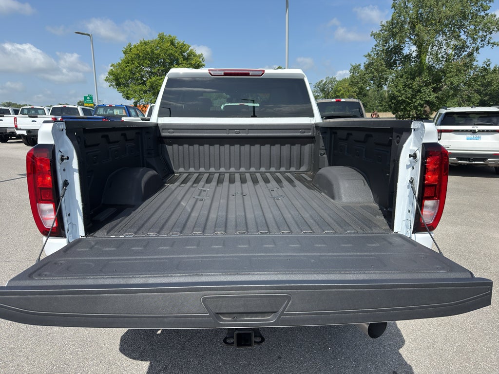 2026 GMC Sierra 2500 HD Crew Cab, Standard Bed, Pro, 4WD