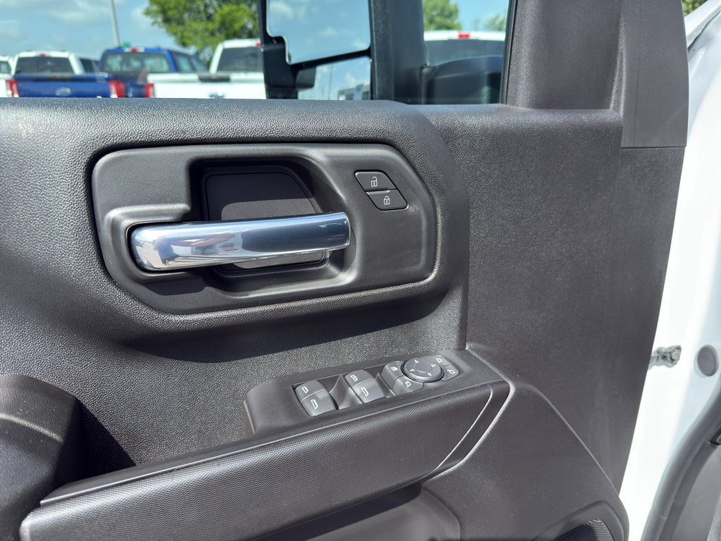 2026 GMC Sierra 2500 HD Crew Cab, Standard Bed, Pro, 4WD