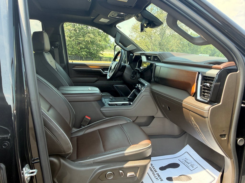 2025 GMC Sierra 2500HD 4WD Crew Cab Standard Bed Denali