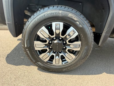 2025 GMC Sierra 2500HD 4WD Crew Cab Standard Bed Denali