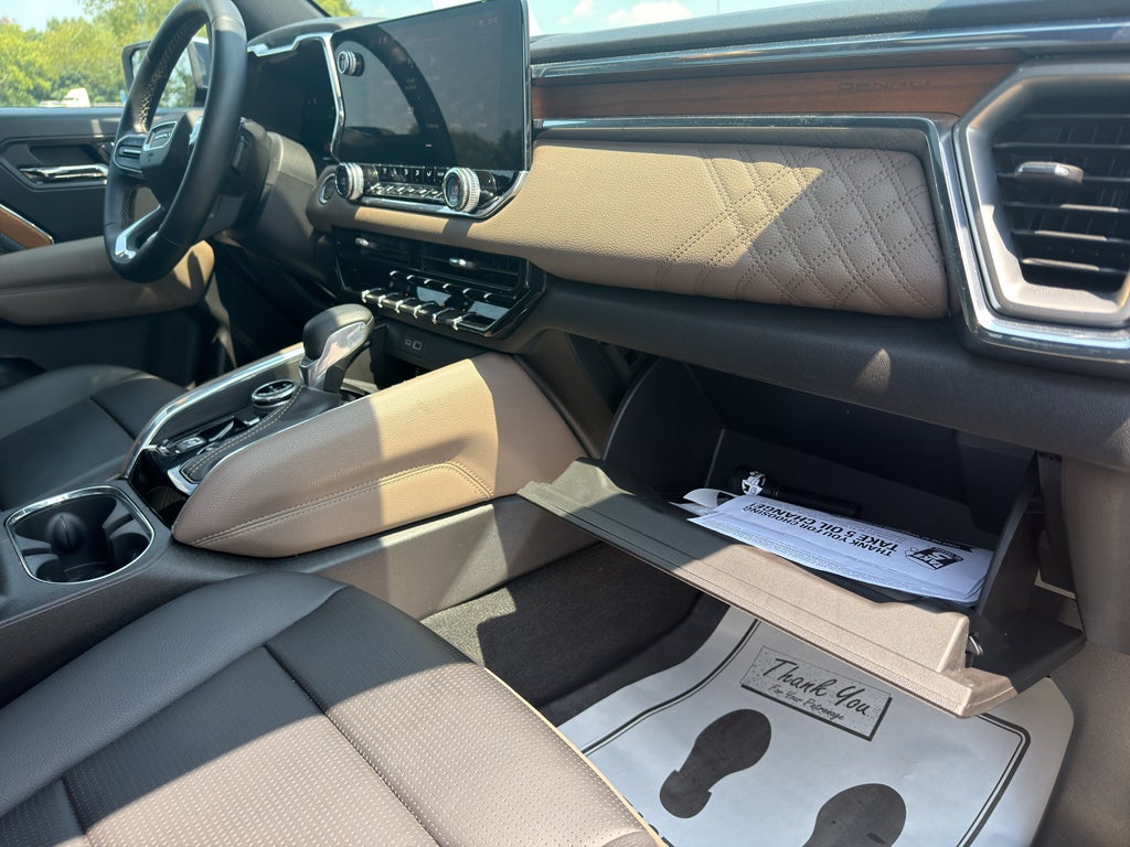 2024 GMC Canyon 4WD Denali