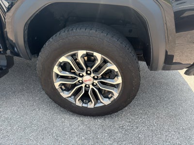 2024 GMC Canyon 4WD Denali