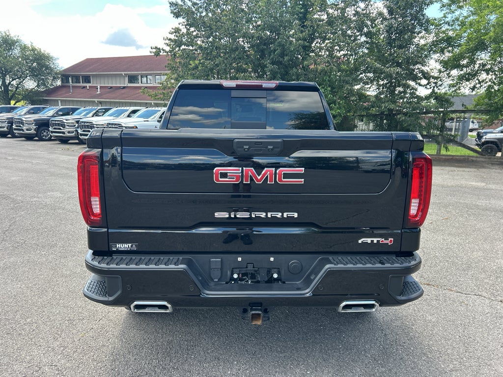 2023 GMC Sierra 1500 AT4