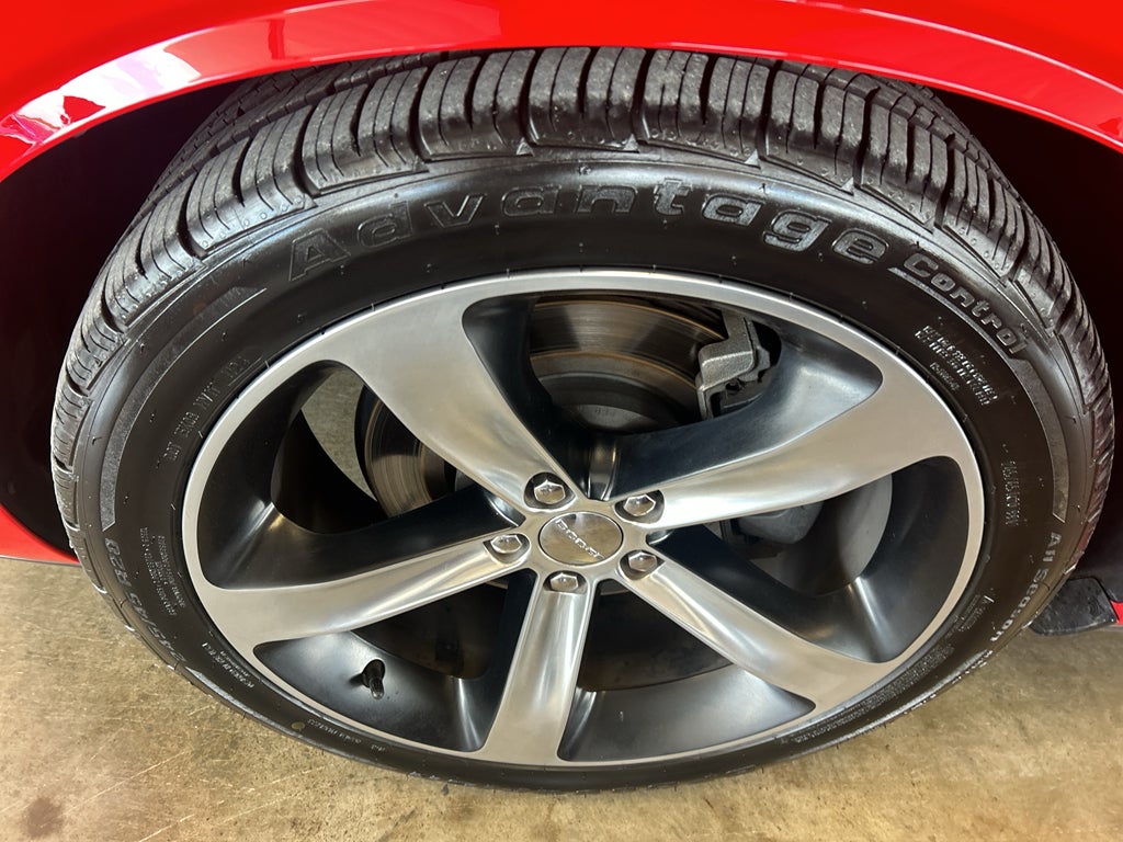 2015 Dodge Challenger R/T Plus Shaker