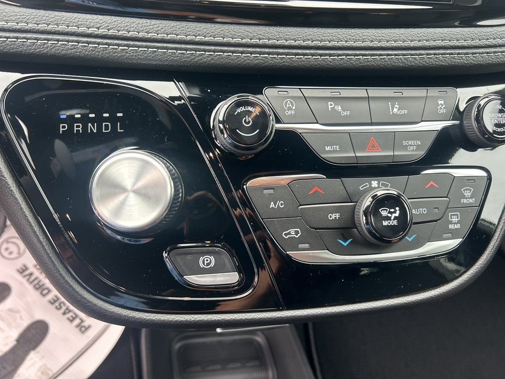 2027 Chrysler Pacifica PACIFICA SELECT