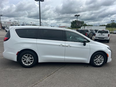 2027 Chrysler Pacifica PACIFICA SELECT