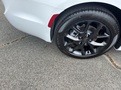 2027 Chrysler Pacifica PACIFICA SELECT