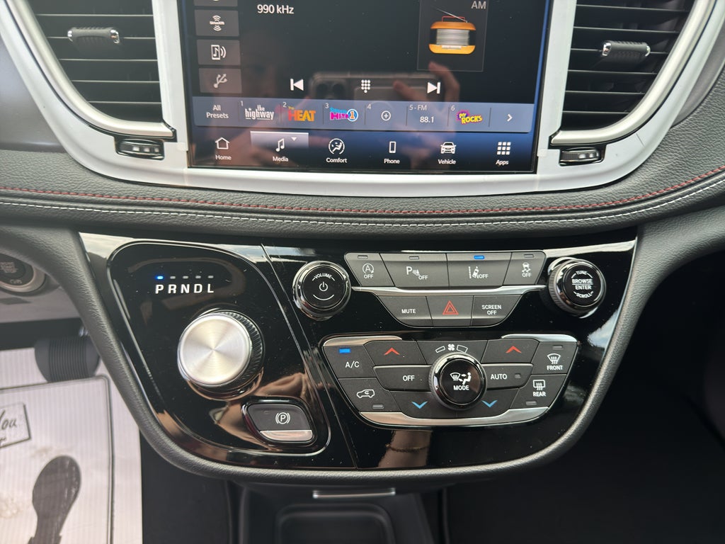 2027 Chrysler Pacifica PACIFICA SELECT