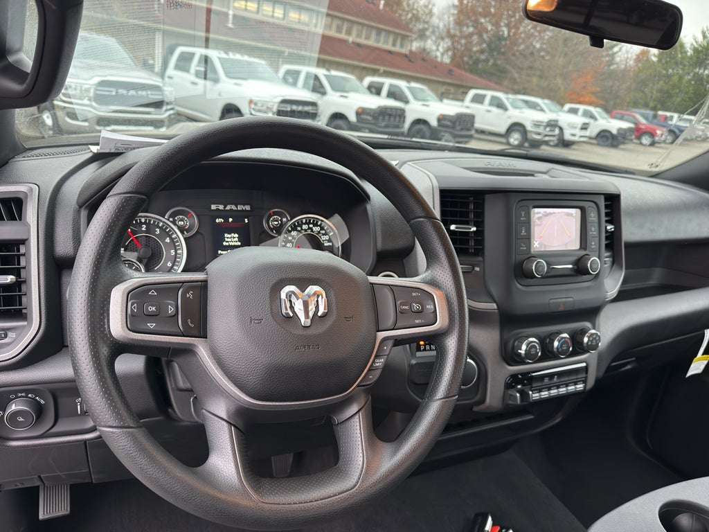 2024 RAM 2500 Tradesman Regular Cab 4x2 8' Box