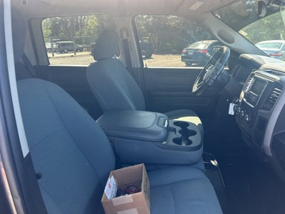 2018 RAM 1500 Express Crew Cab 4x4 5'7' Box