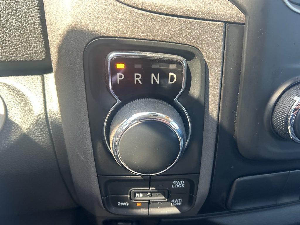 2018 RAM 1500 Express Crew Cab 4x4 5'7' Box