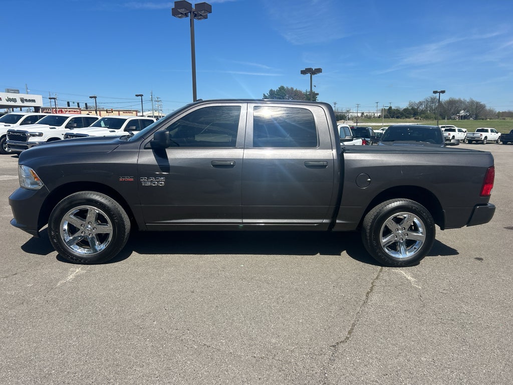 2018 RAM 1500 Express Crew Cab 4x4 5'7' Box