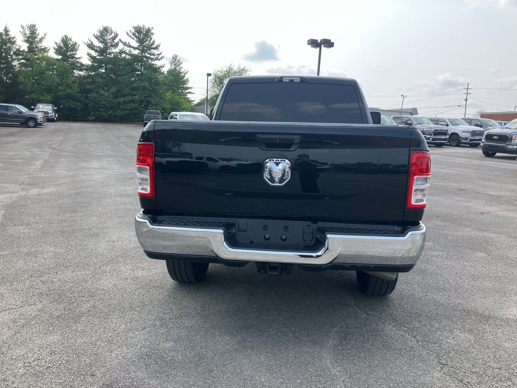 2024 RAM 2500 Tradesman Crew Cab 4x4 6'4' Box