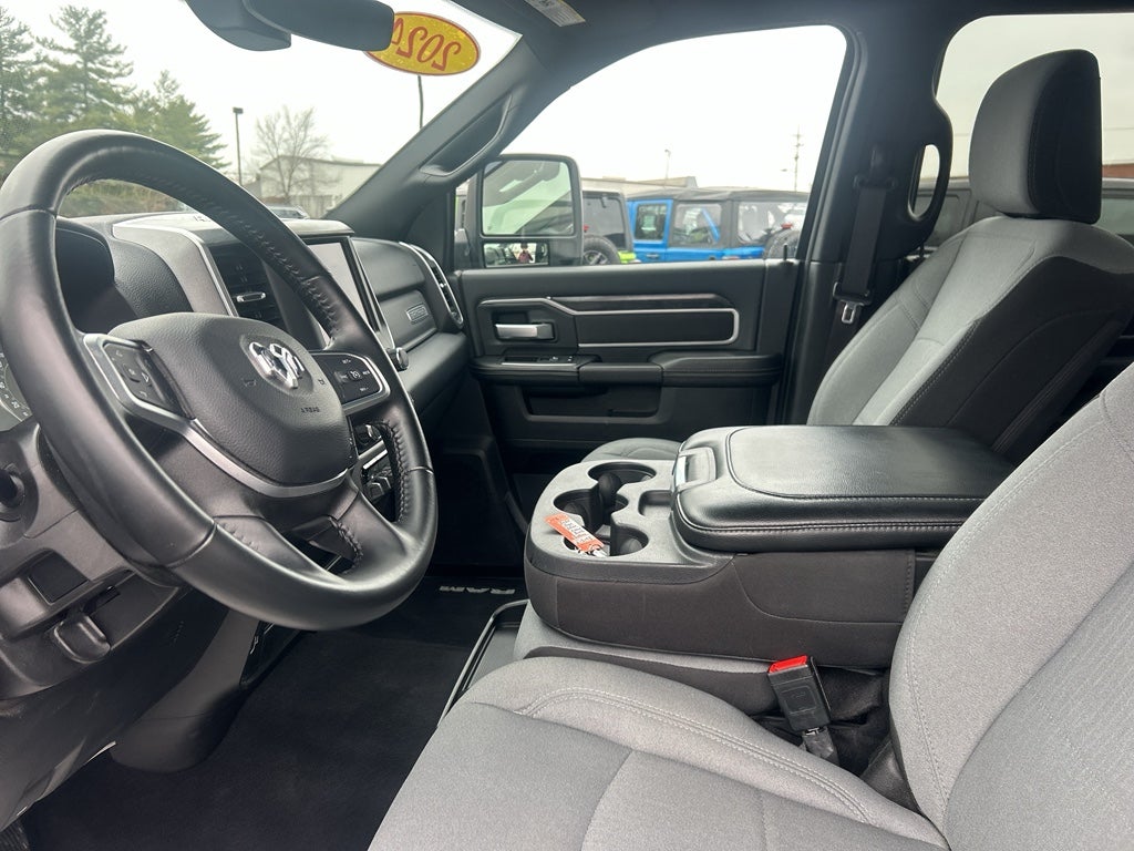 2024 RAM 2500 Big Horn Crew Cab 4x4 6'4' Box
