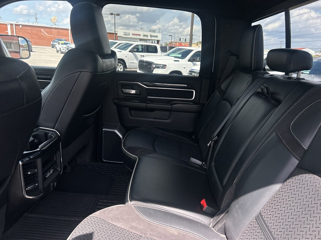 2022 RAM 2500 Laramie Crew Cab 4x4 6'4' Box