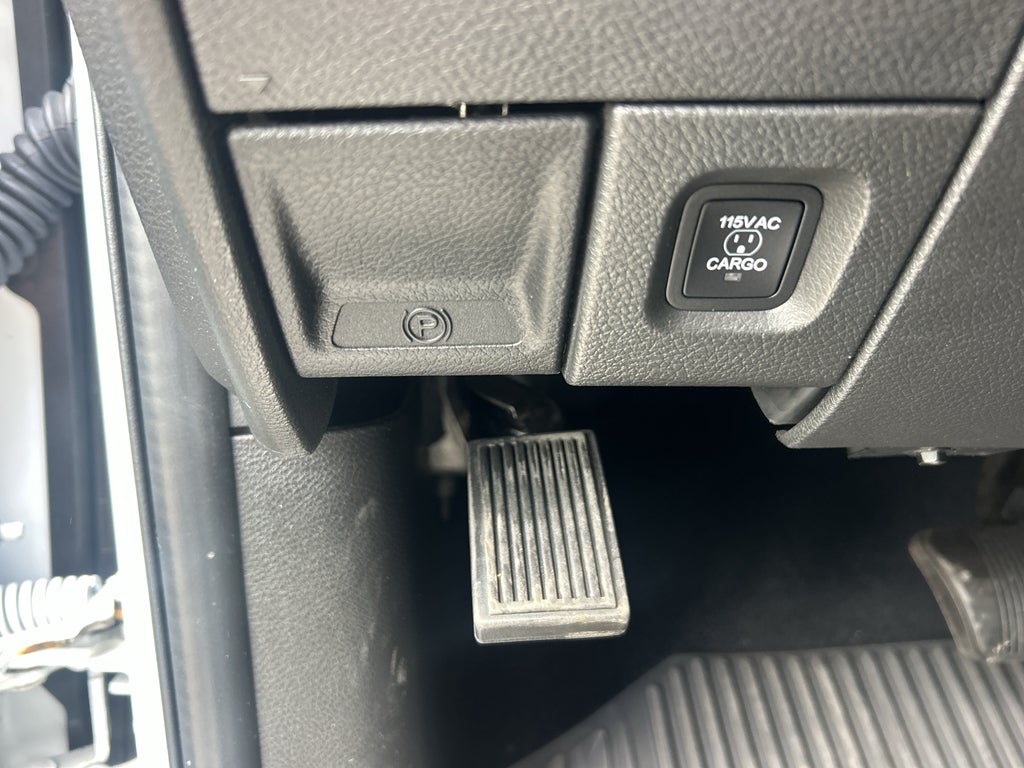 2022 RAM 2500 Laramie Crew Cab 4x4 6'4' Box