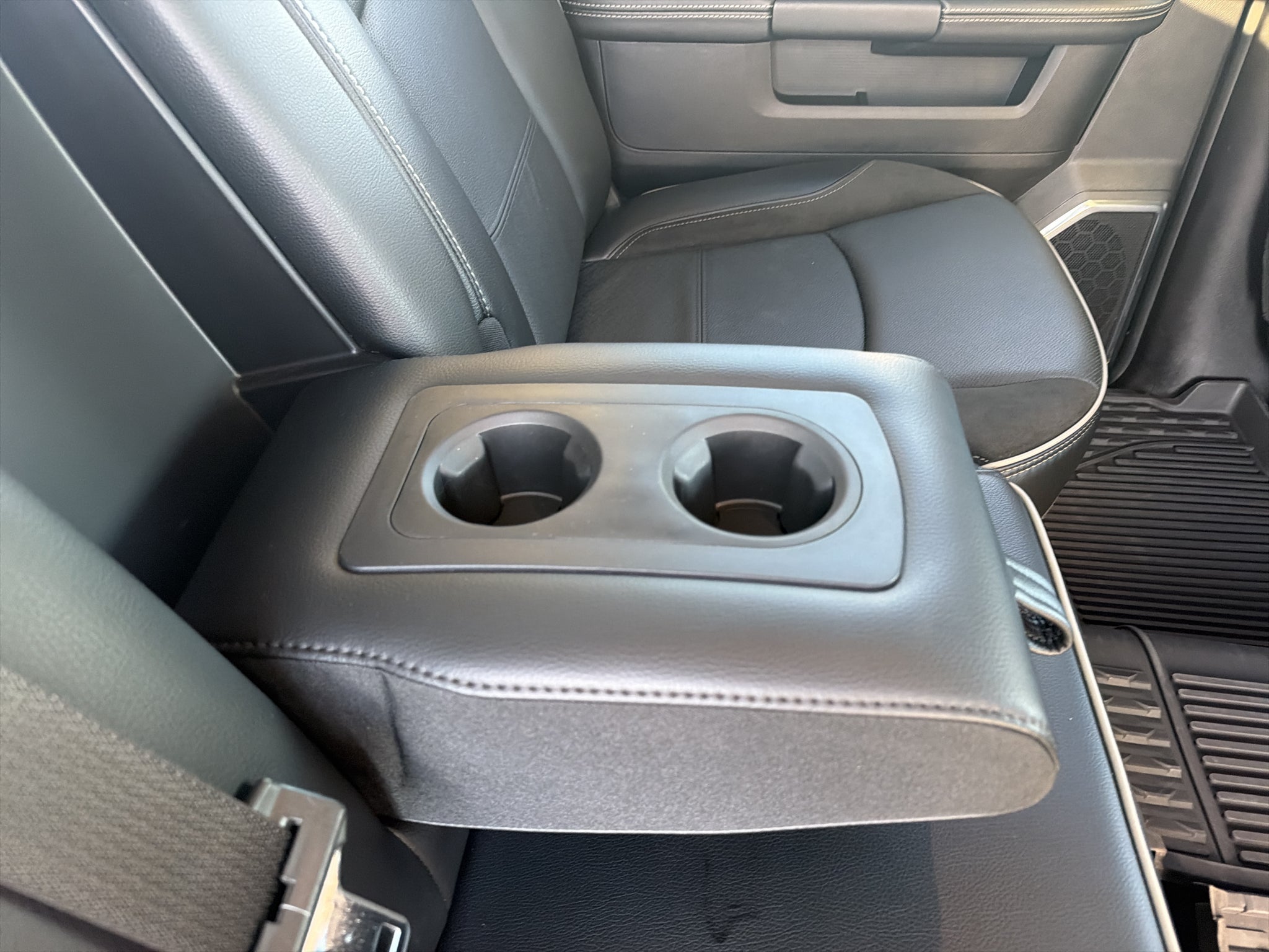 2024 RAM 2500 Laramie Crew Cab 4x4 6'4' Box