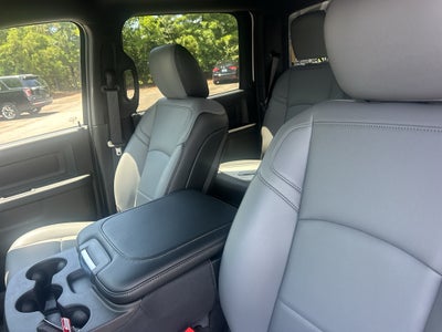 2026 RAM Ram 3500 Chassis Cab RAM 3500 TRADESMAN CREW CAB CHASSIS 4X4 60' CA