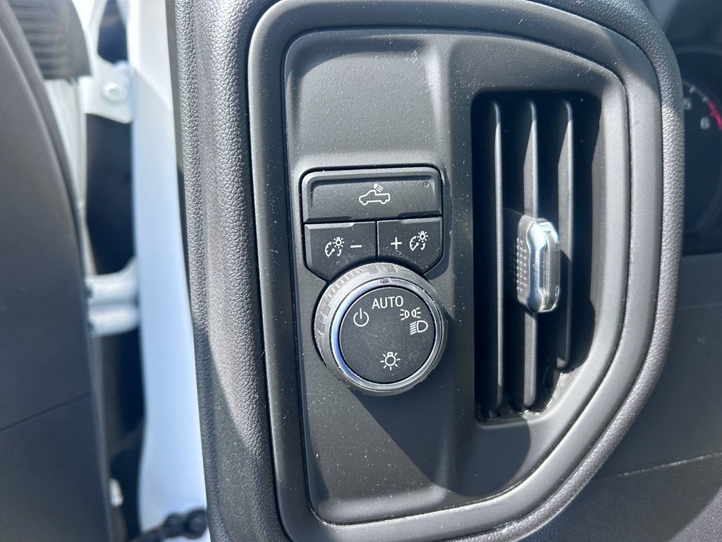 2025 Chevrolet Silverado 1500 2WD Regular Cab Long Bed WT