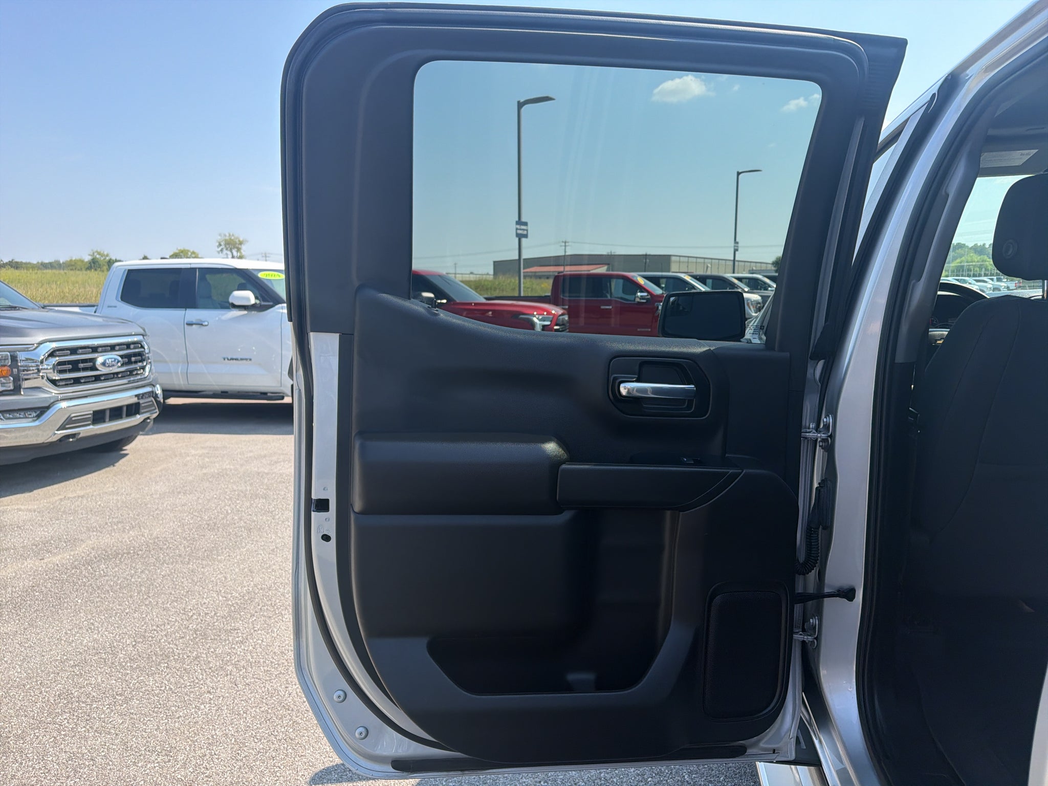 2022 Chevrolet Silverado 1500 LTD 4WD Crew Cab Short Bed Custom