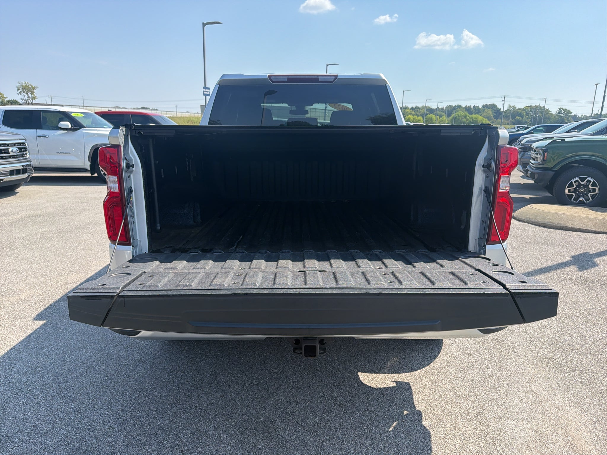 2022 Chevrolet Silverado 1500 LTD 4WD Crew Cab Short Bed Custom