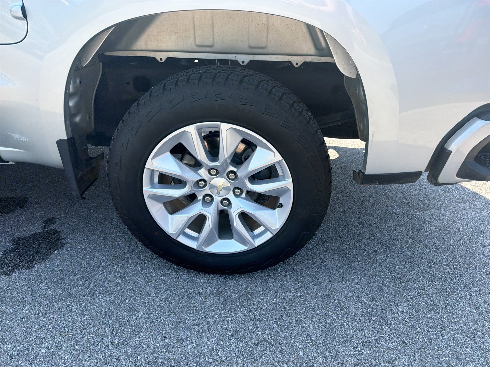 2022 Chevrolet Silverado 1500 LTD 4WD Crew Cab Short Bed Custom