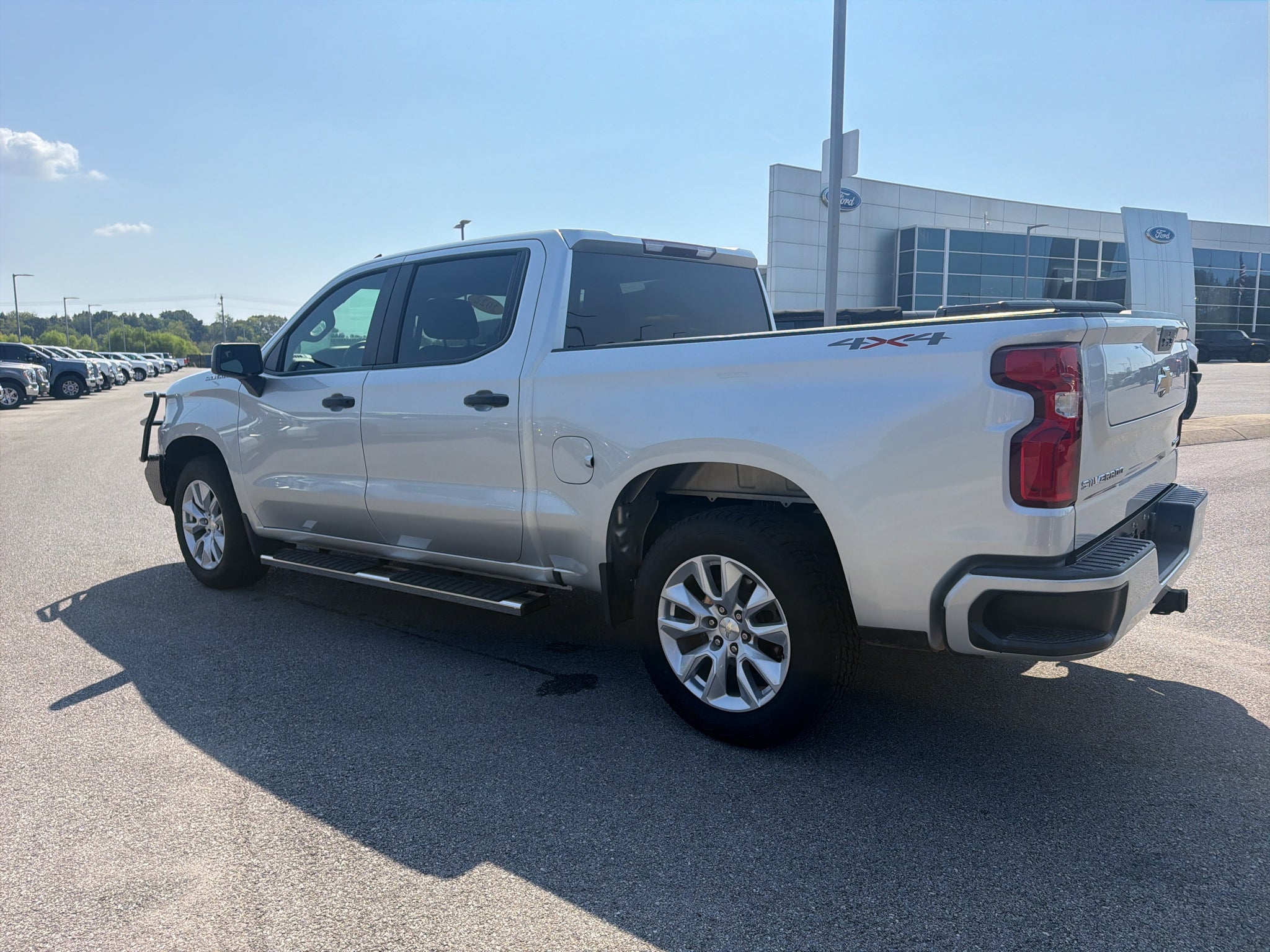 2022 Chevrolet Silverado 1500 LTD 4WD Crew Cab Short Bed Custom