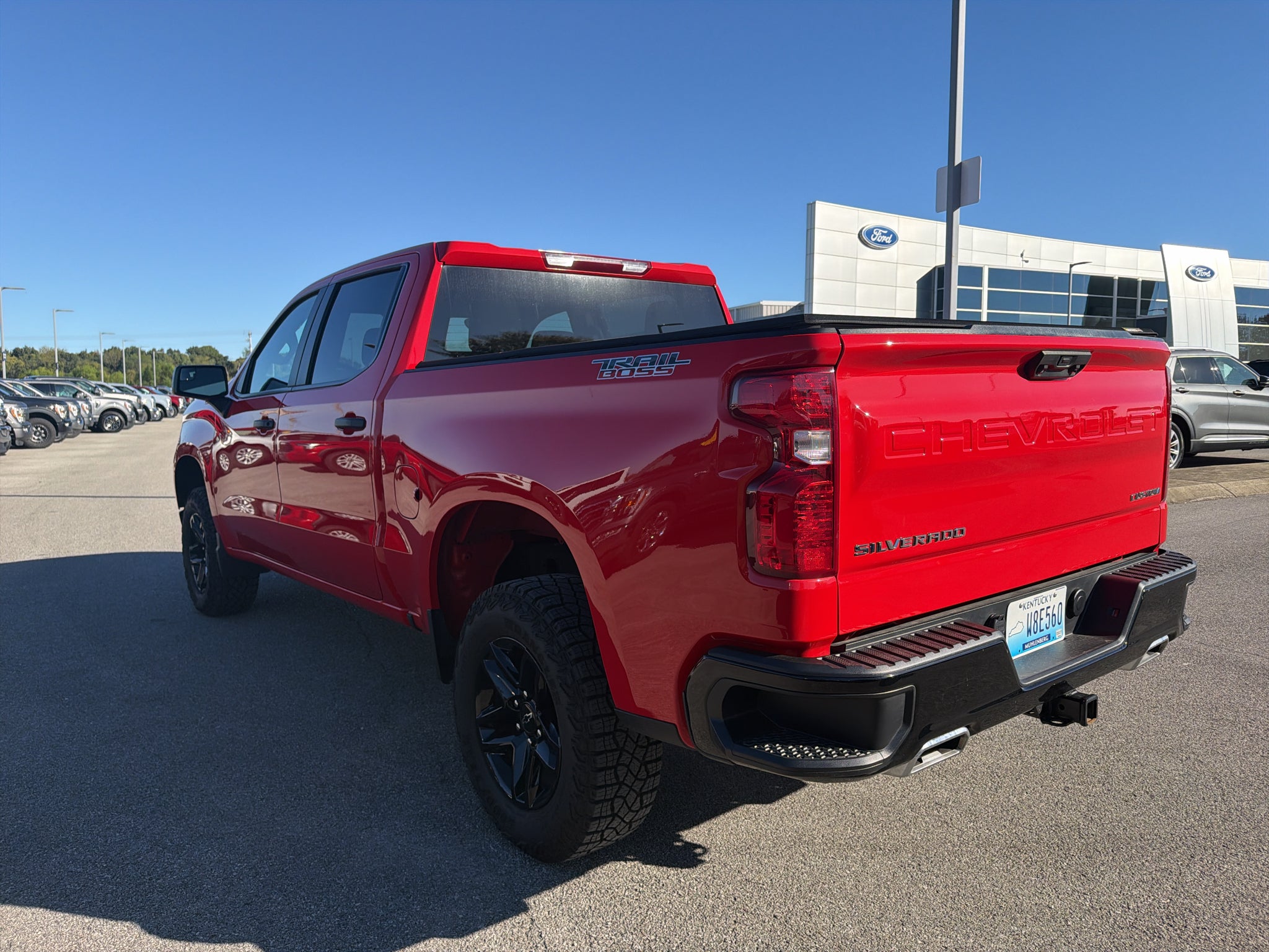 2024 Chevrolet Silverado 1500 4WD Crew Cab Short Bed Custom Trail Boss