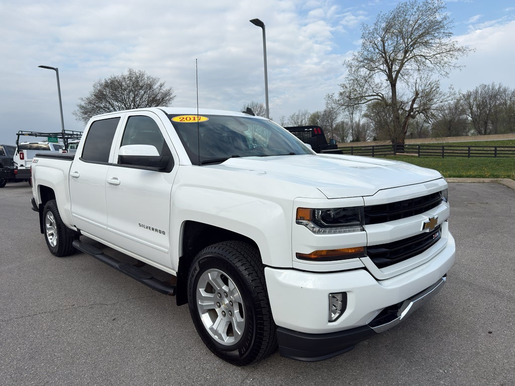 2017 Chevrolet Silverado 1500 2LT