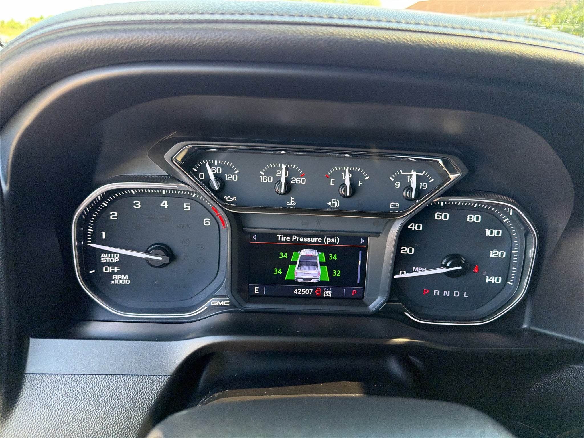 2021 GMC Sierra 1500 4WD Crew Cab Short Box AT4