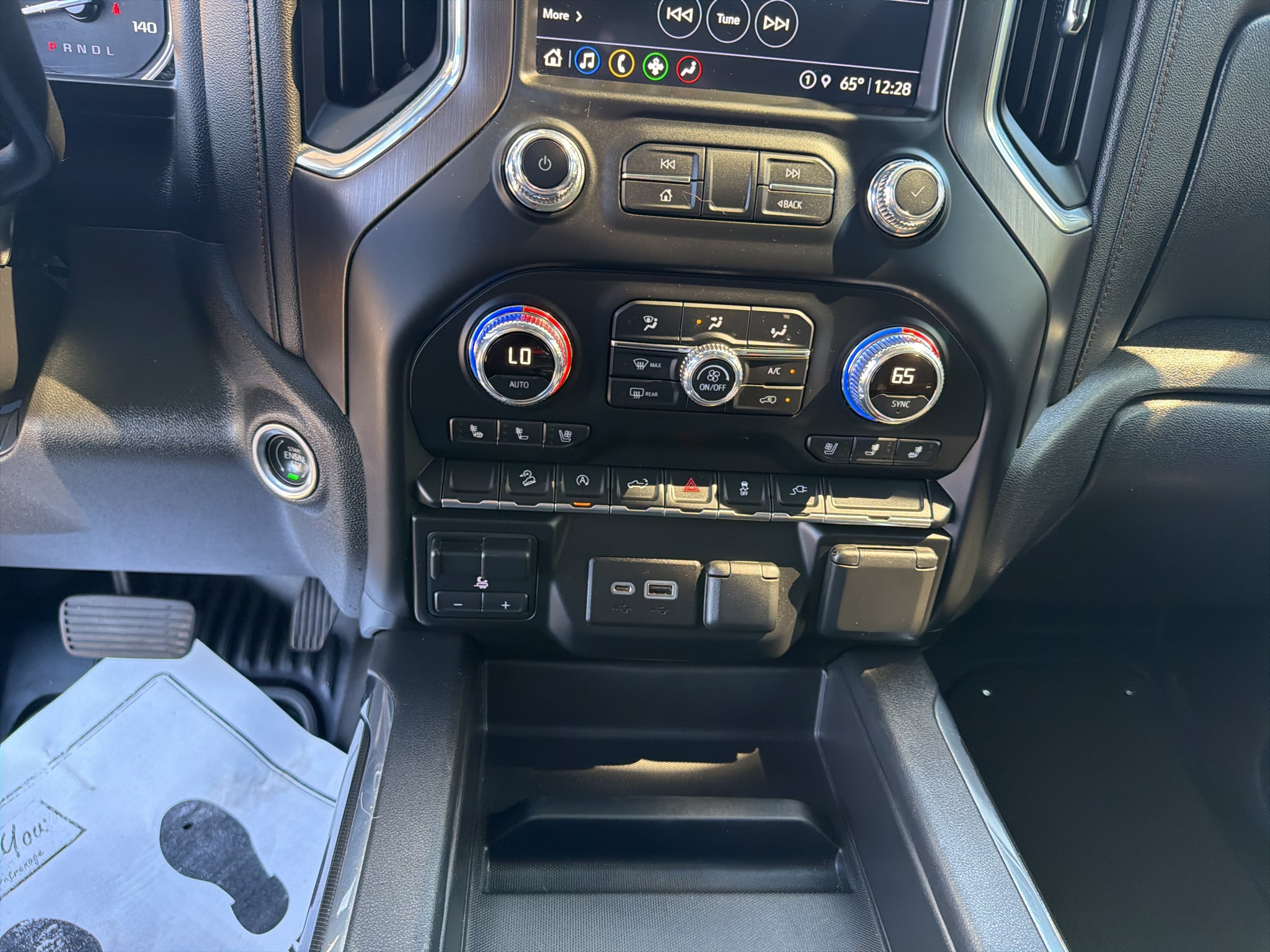 2021 GMC Sierra 1500 4WD Crew Cab Short Box AT4