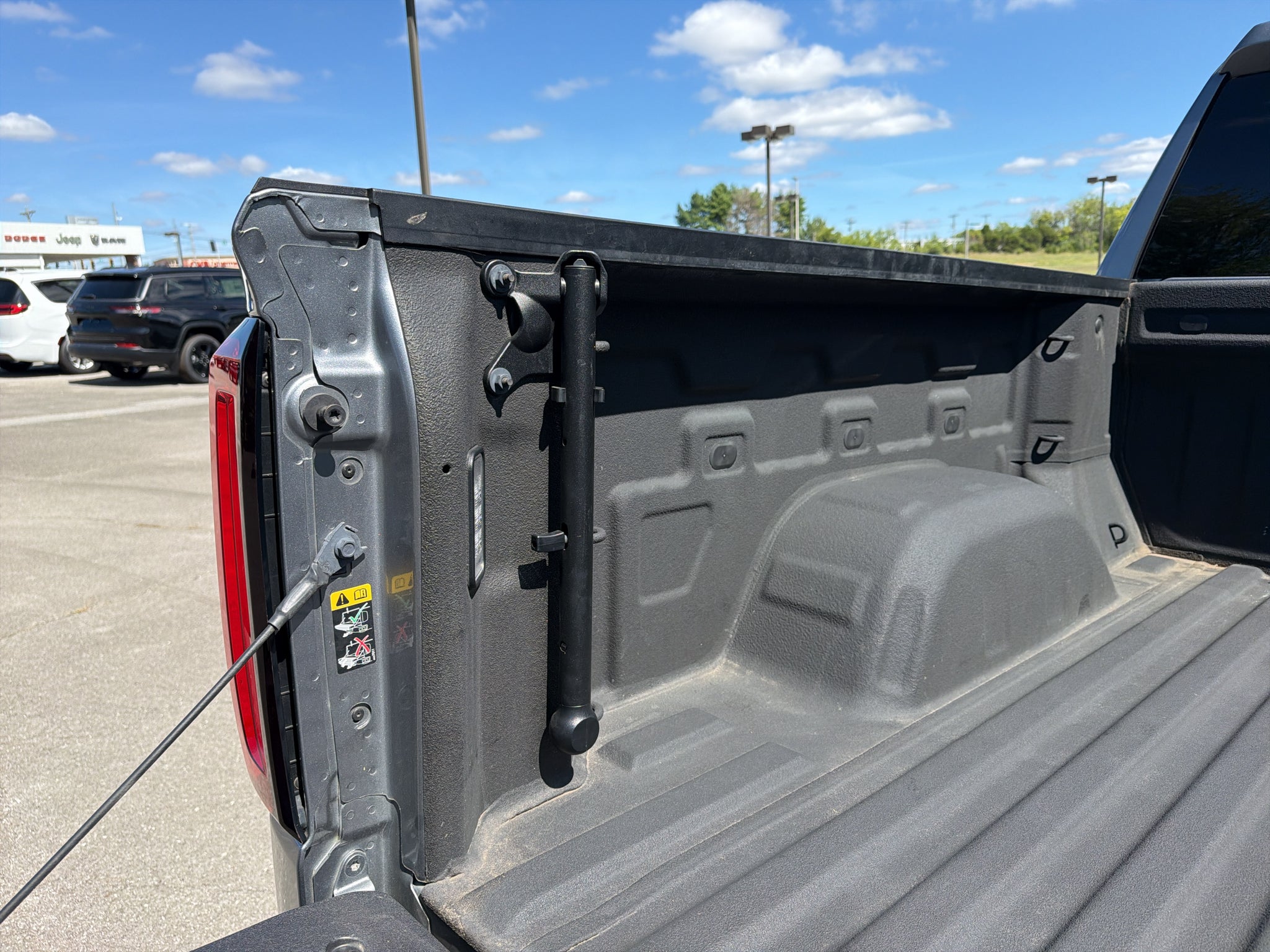 2021 GMC Sierra 1500 4WD Crew Cab Short Box AT4
