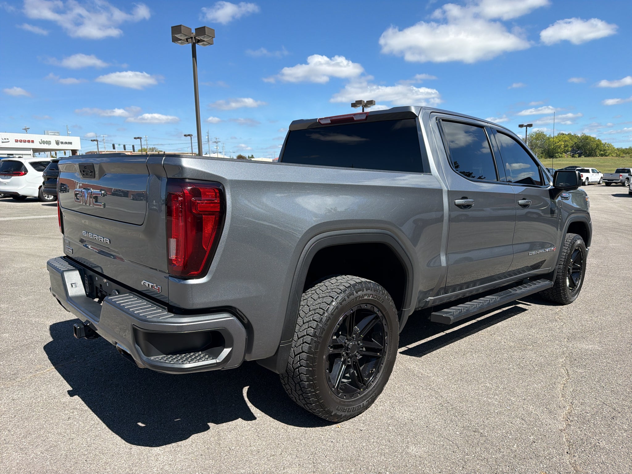 2021 GMC Sierra 1500 4WD Crew Cab Short Box AT4