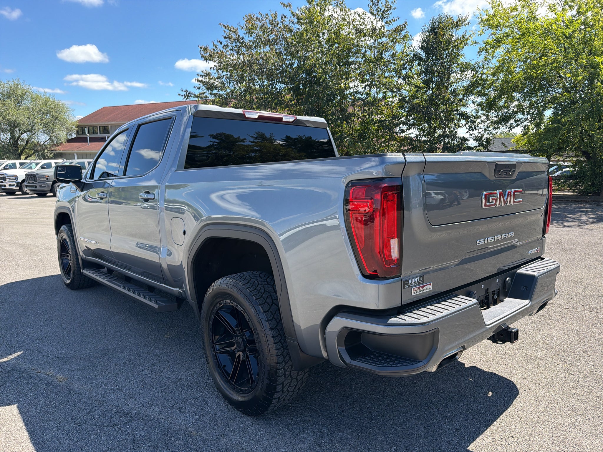 2021 GMC Sierra 1500 4WD Crew Cab Short Box AT4