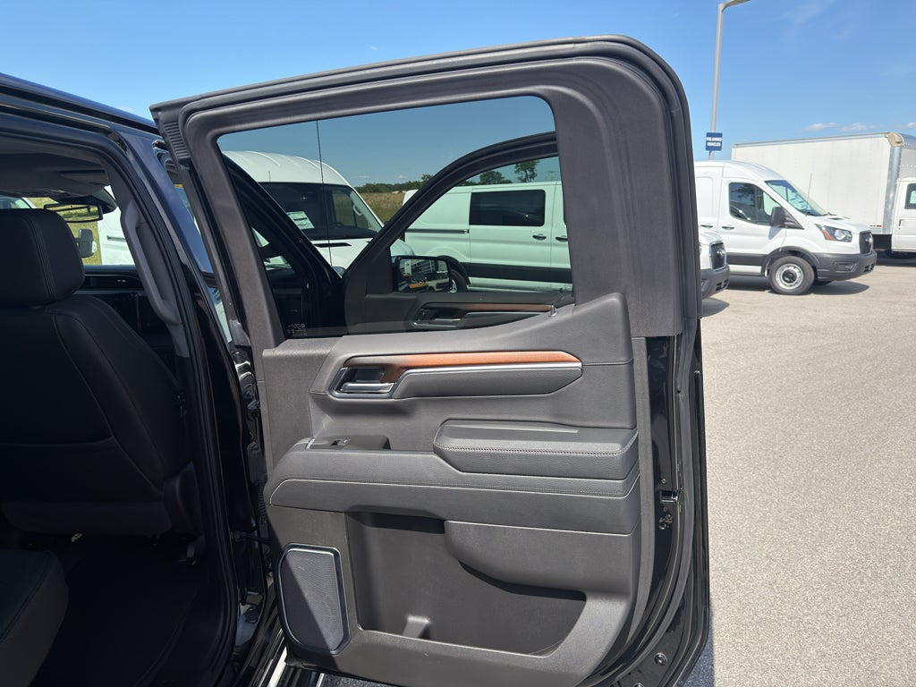 2025 GMC Sierra 1500 4WD Crew Cab Short Box Denali