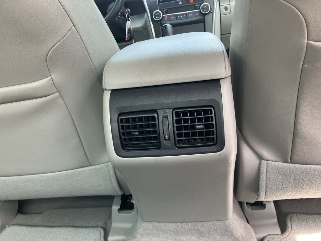 2016 Toyota Camry XLE